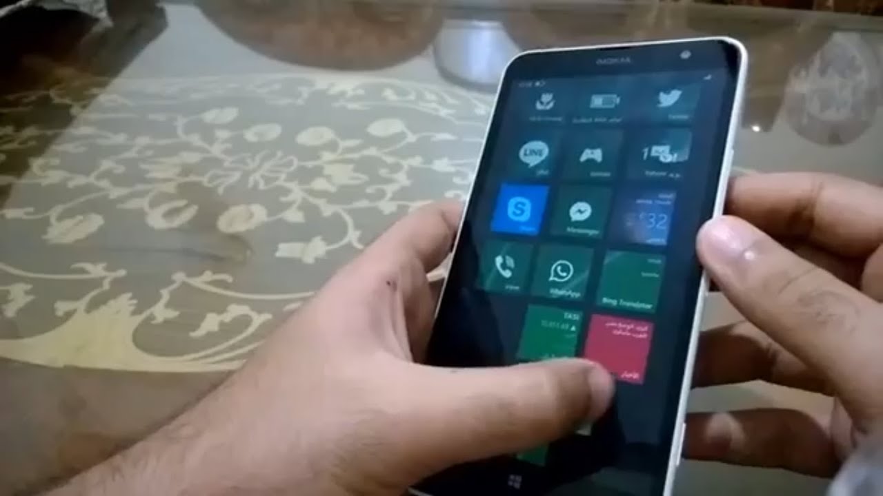 عرض لهاتف Nokia Lumia 1320