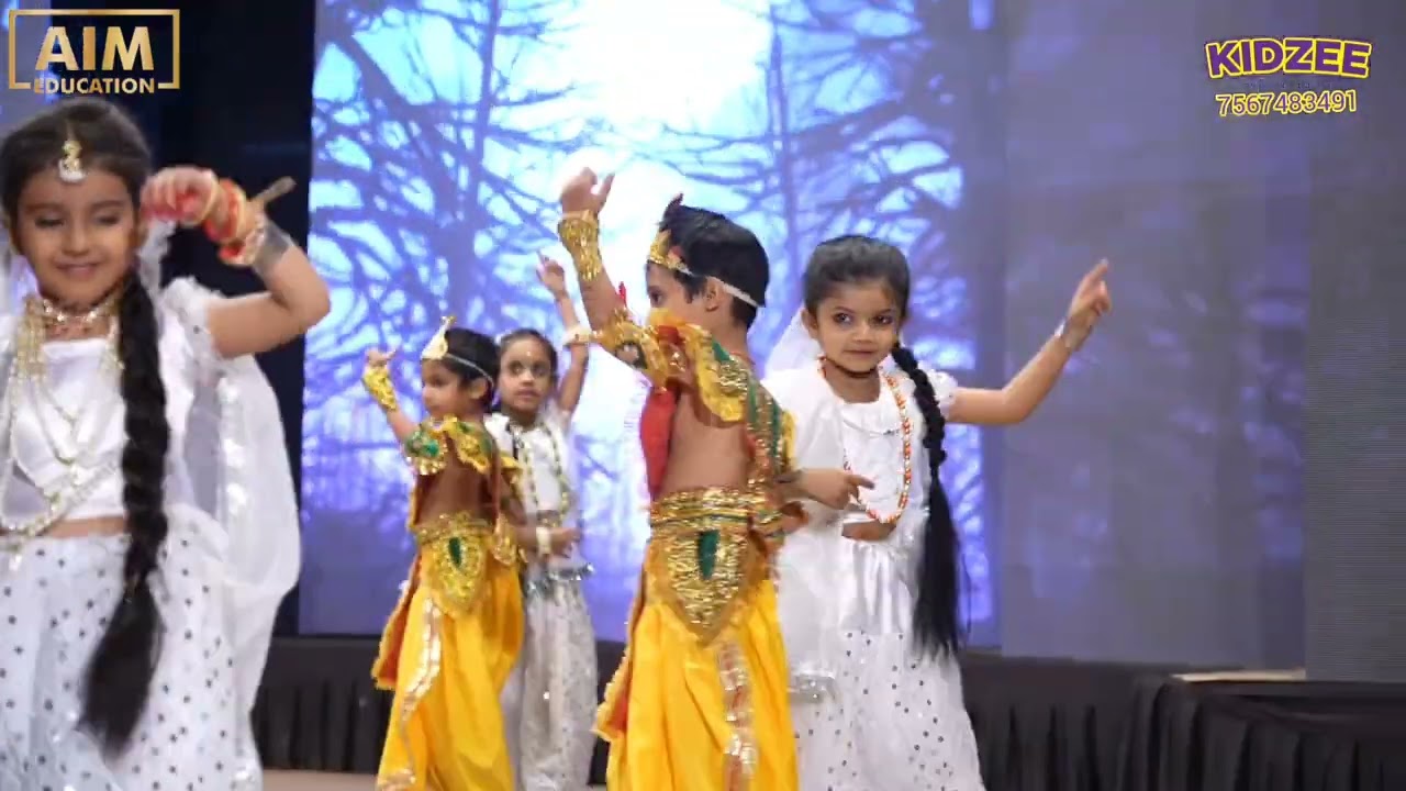 Raas Leela by Juniorkg kids #kidzee #raasleela #annualfunction #rajkot #rajkotcity 