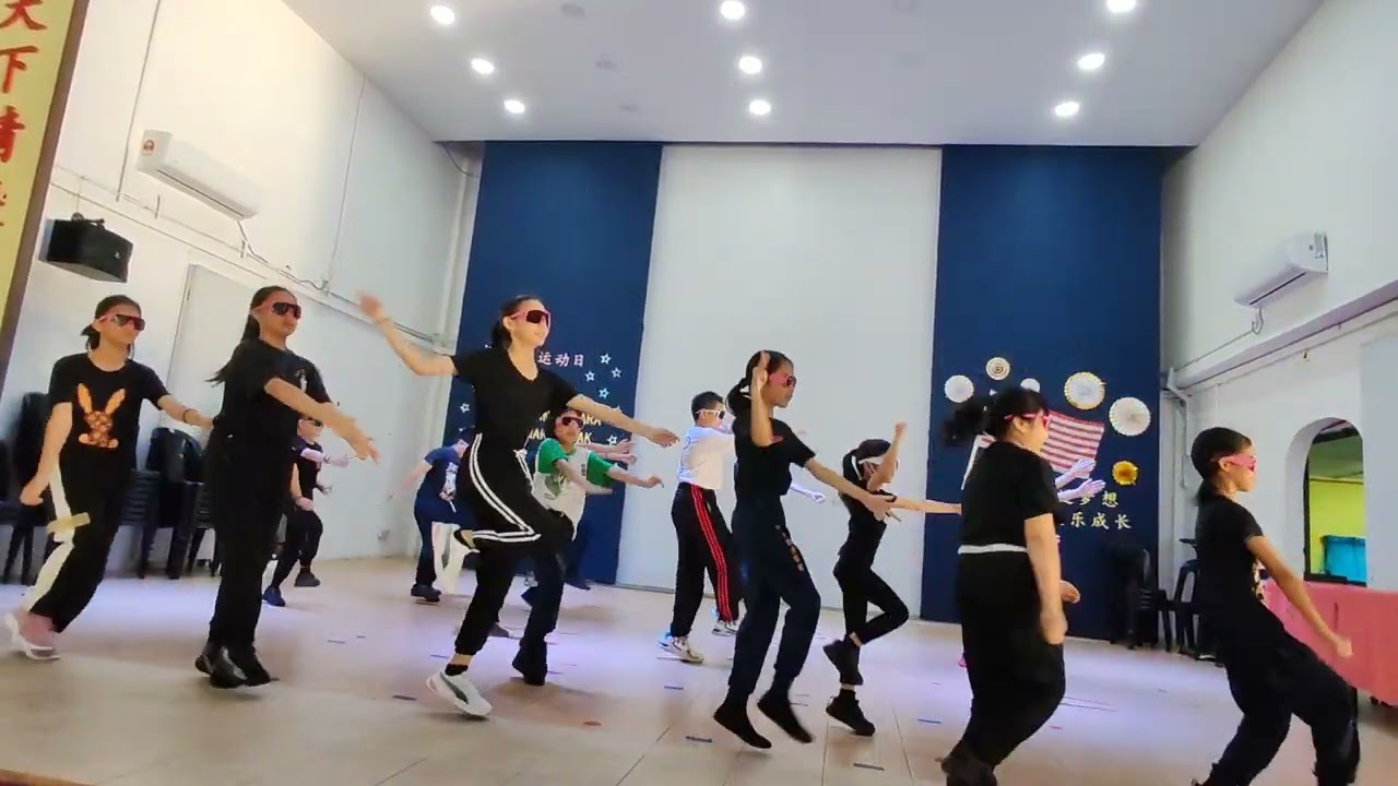 星期五晚上 FRIDAY NIGHT 舞蹈表演