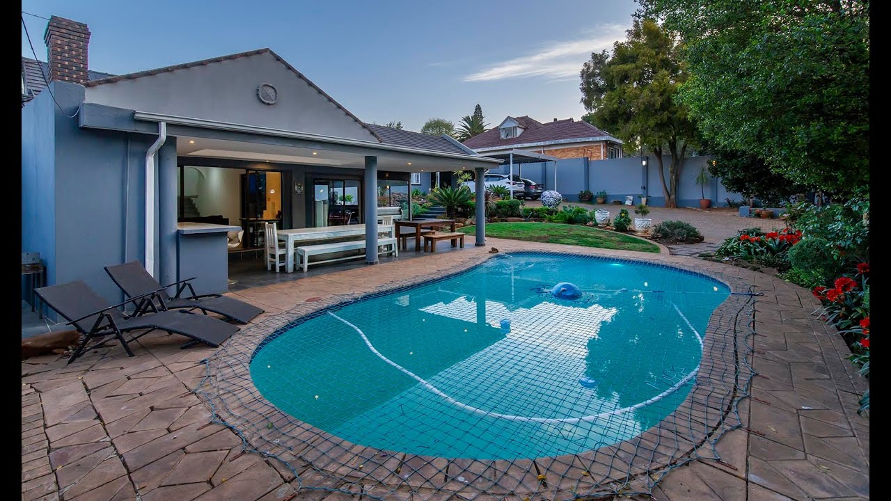 R 2,100,000 - 4 Bedroom House for Sale - KENSINGTON