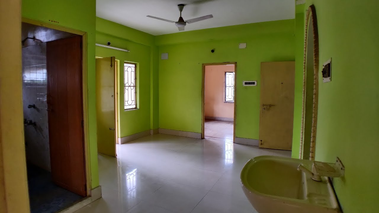 Not available.... Resale 3BHK with parking near Ganguly Bagan, Garia.