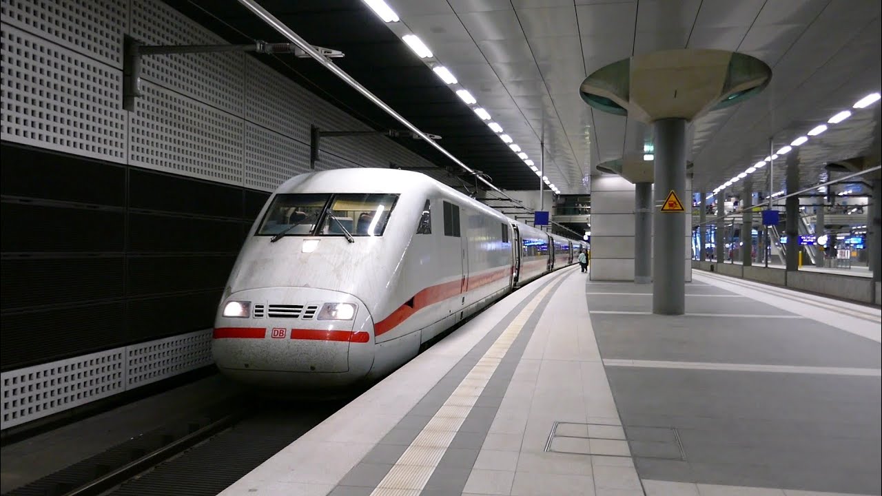 Züge in Berlin Hauptbahnhof (Tief)[1080p50-HD]
