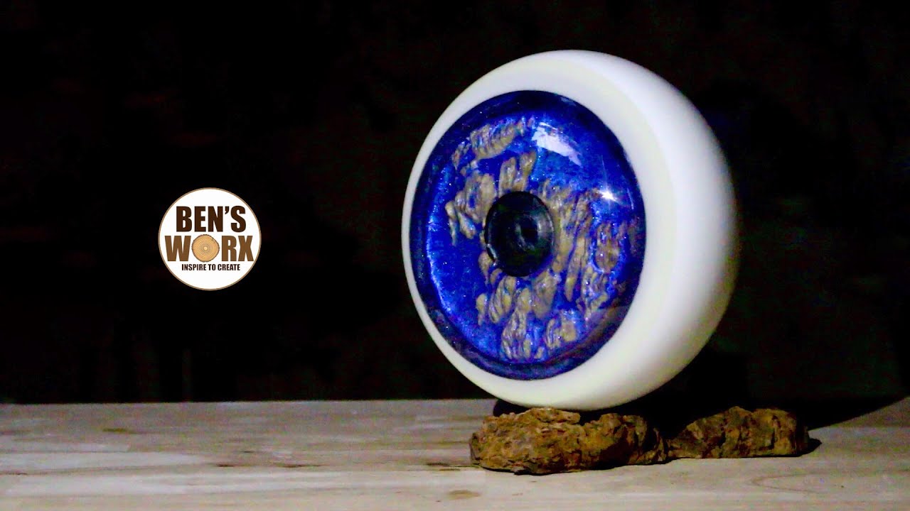 Making a GIANT Resin Eye - Epoxy Resin Art