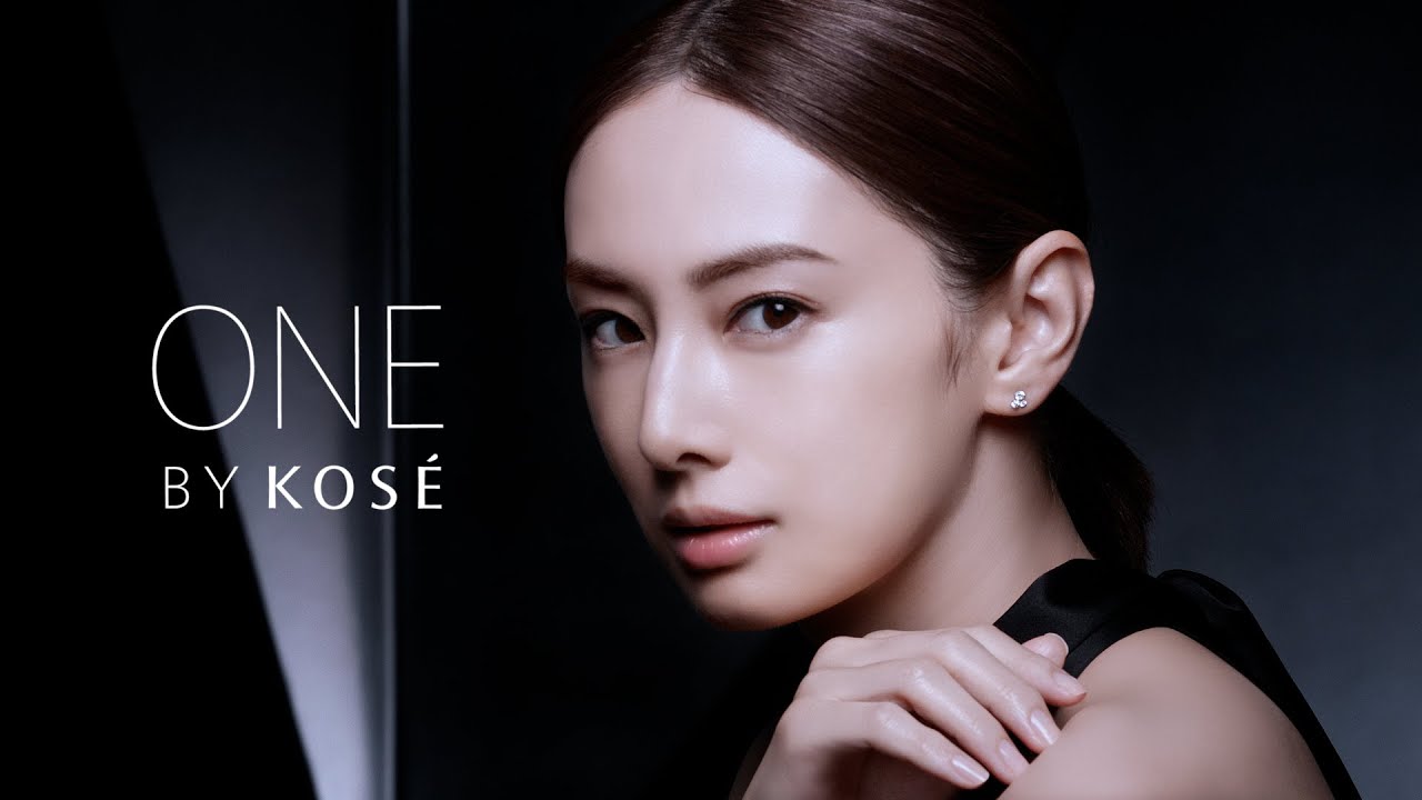 北川景子、圧倒的な肌の透明感で魅了！　『ONE BY KOSÉ(ワンバイコーセー)』メラノショット W 新CM