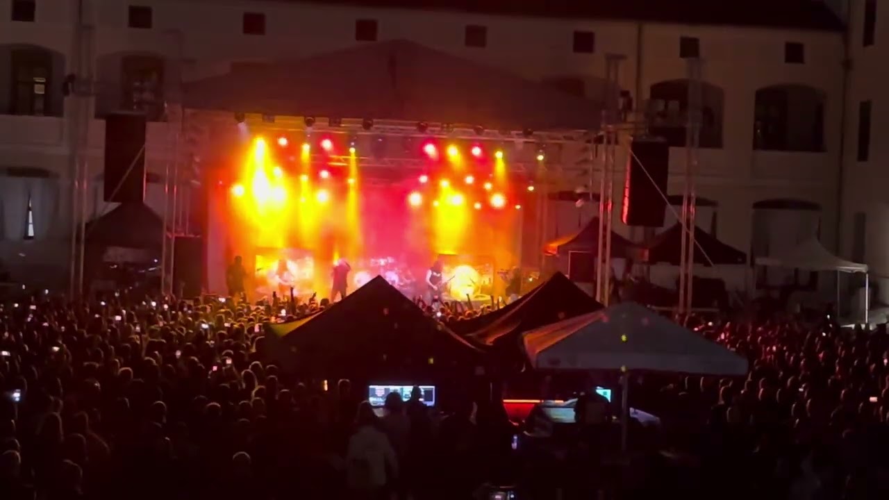The hunter  live Thessaloniki 29/9/2025 -  ashes of ares vocals Matt Barlow singer of iced earth 