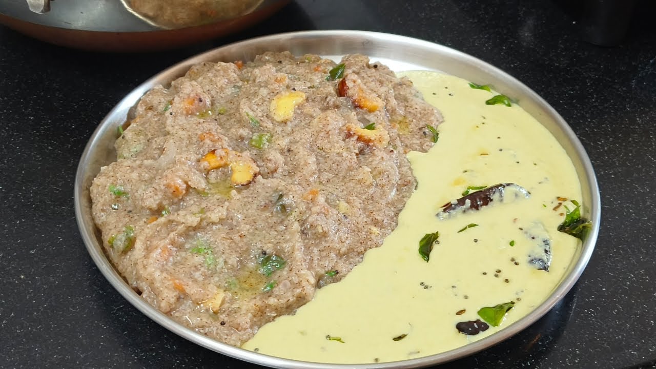 ఉప్మాని కూడా హెల్తీగా చేయాలంటే రాగి పిండితో ఇలా ఉప్మా చేయండి ప్లేట్ కూడా వదలకుండా నాకి నాకి తింటారు