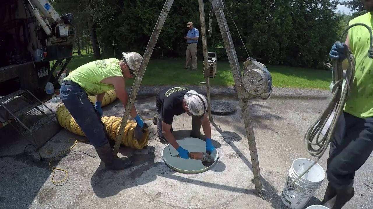 CIP Manhole Liner Install