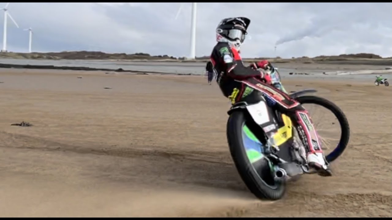 At the beach with Dan Bewley       Speedway