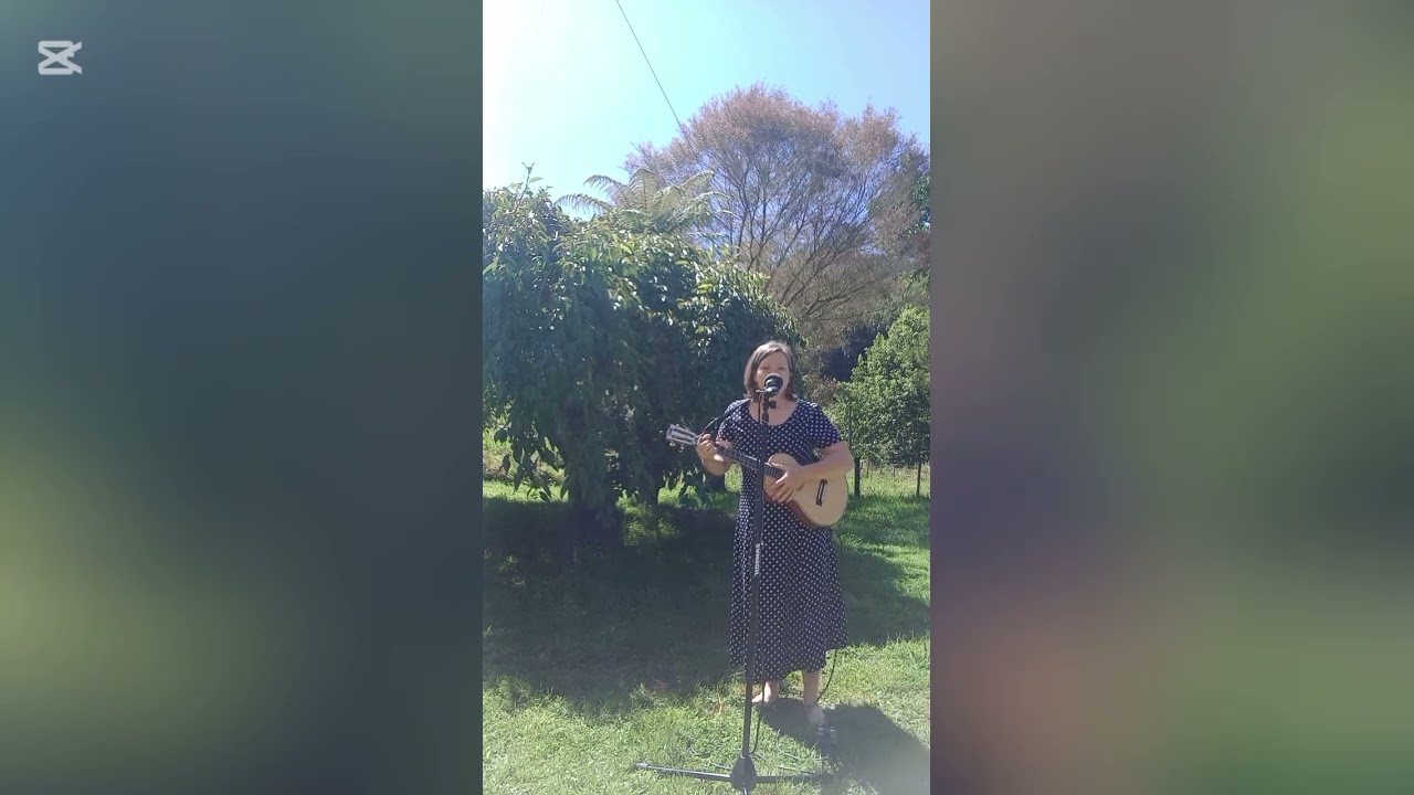 Teardrop (Massive Attack) - Saskia Scott ft. dog bloopers