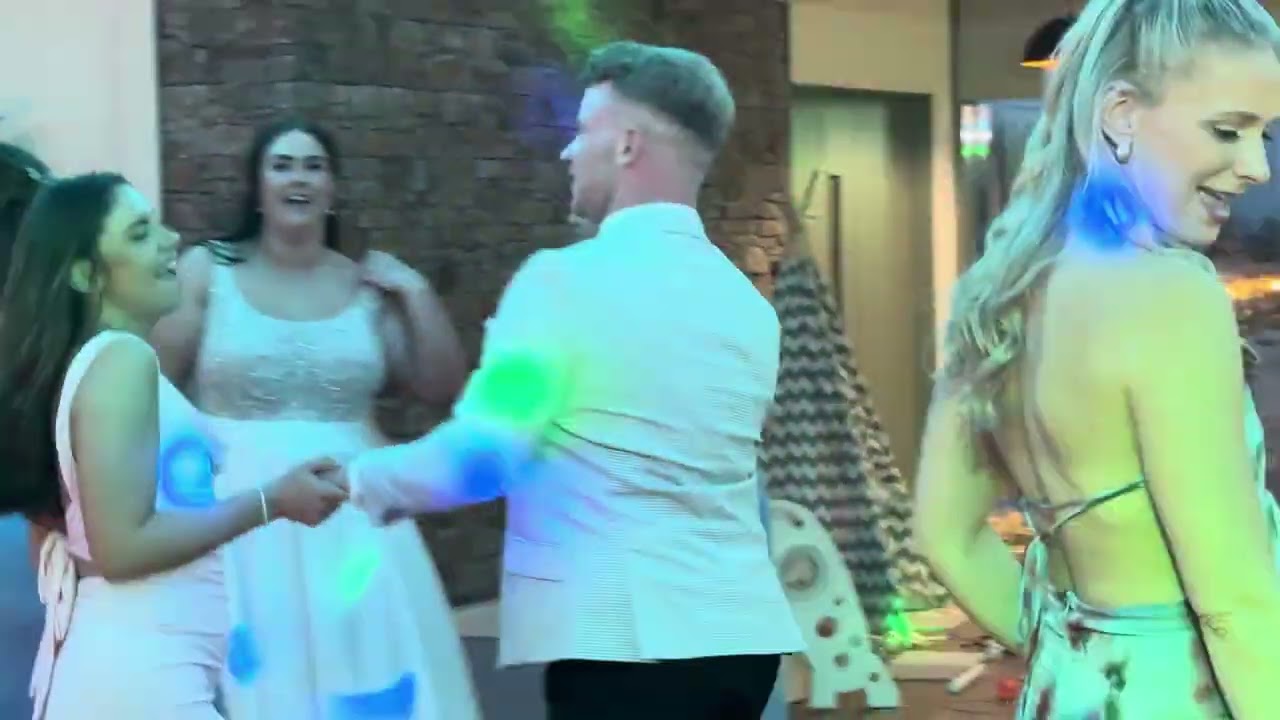 Vu Bathgate - Wedding of Emma and Lewis with DJ Sean Hanlon