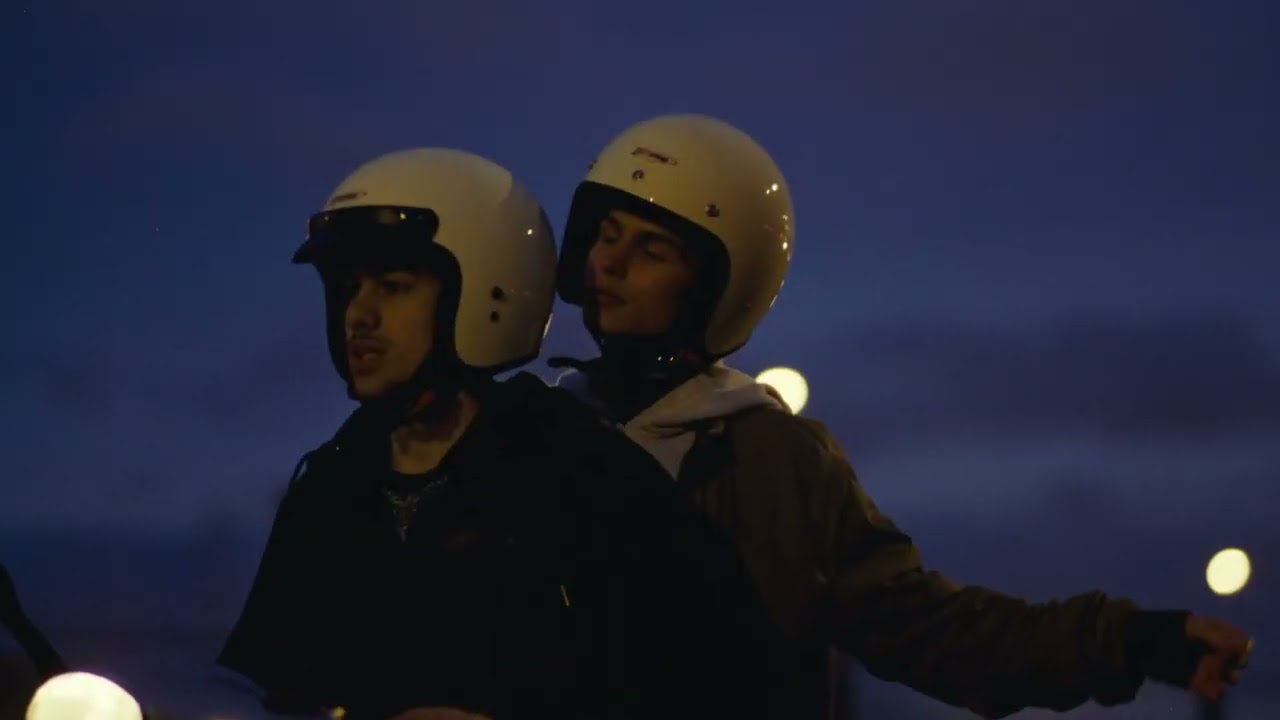 Adam Olenius &mdash; Malin Ibland (Officiell Video)