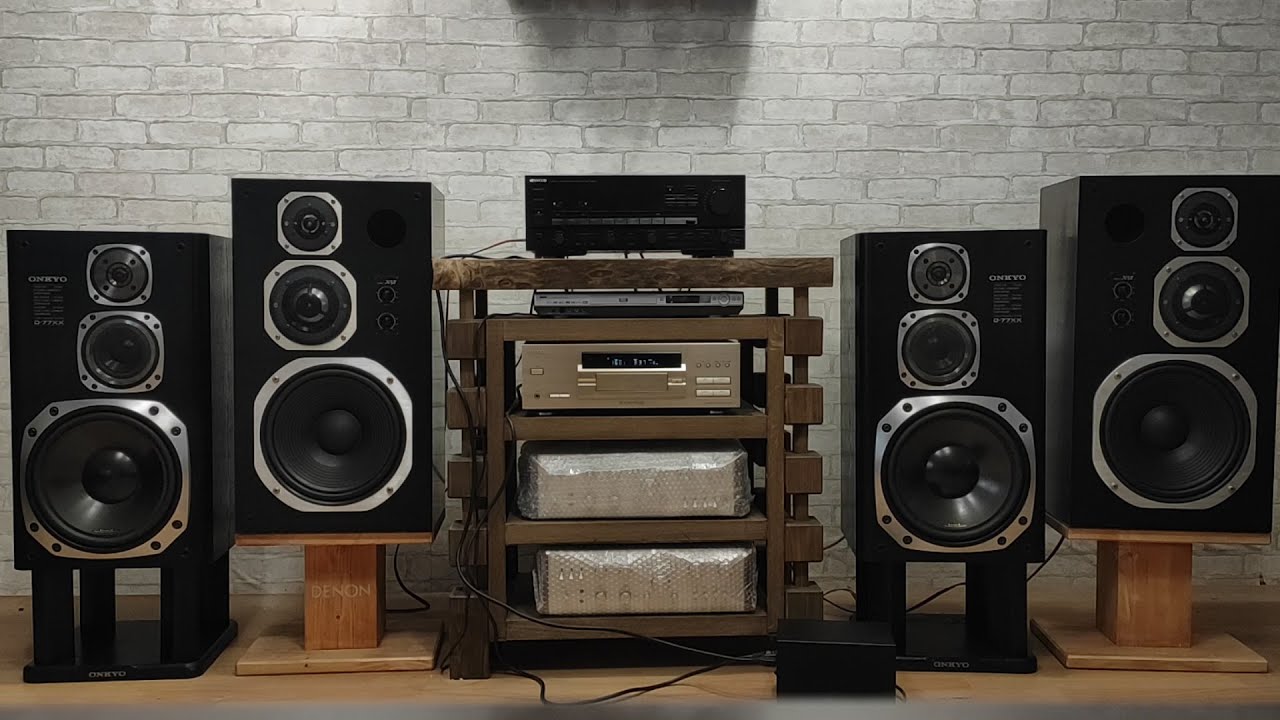Coral x-7 vs Onkyo d-77xx Тест сравнение акустики