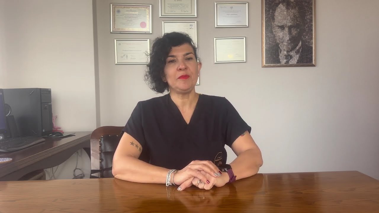 How long do I need to stay in Turkey after a labiaplasty surgery? - Dr. Karamursel
