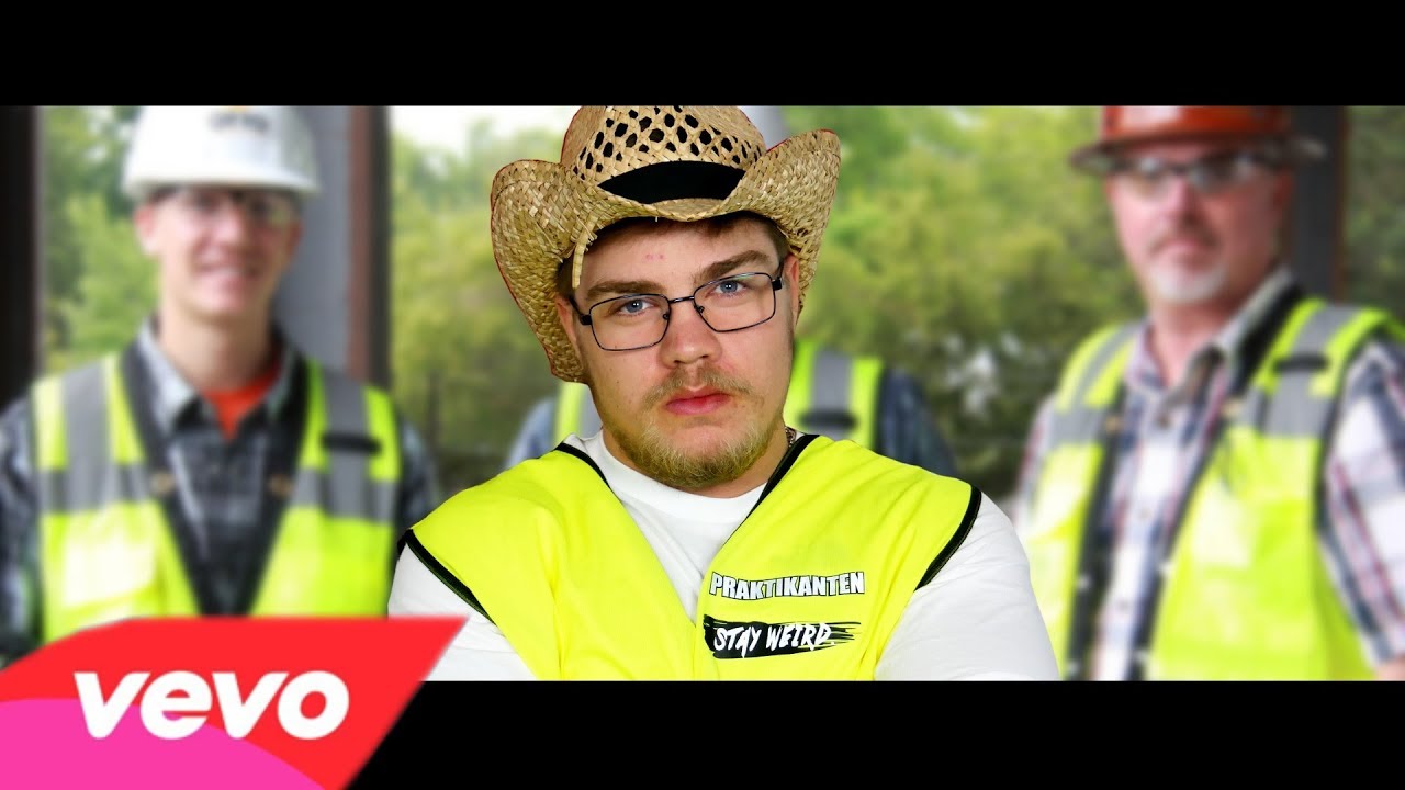Jag &auml;r praktikanten - OFFICIAL MUSIKVIDEO ft. KevinH