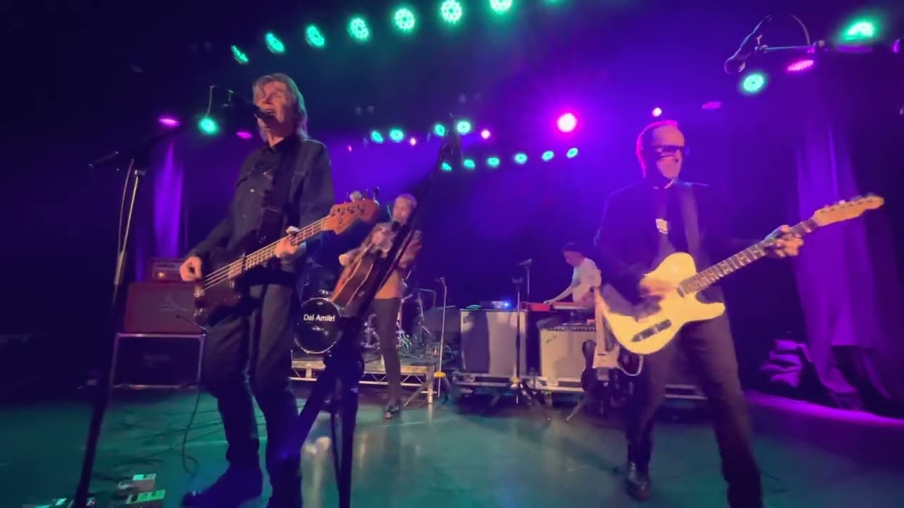 Del Amitri @ The Roxy - 3/29/22 - Here and Now