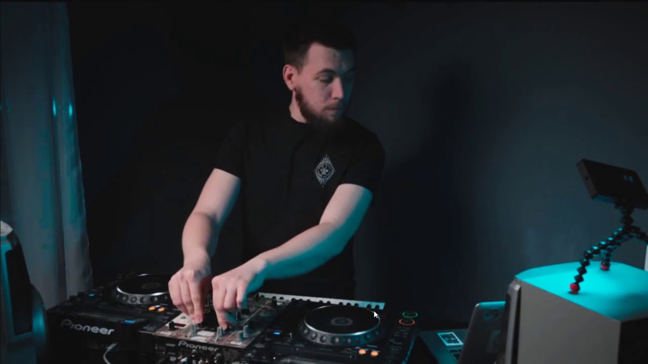 G ZUS - Traped in the House Live Stream 05.04.2020