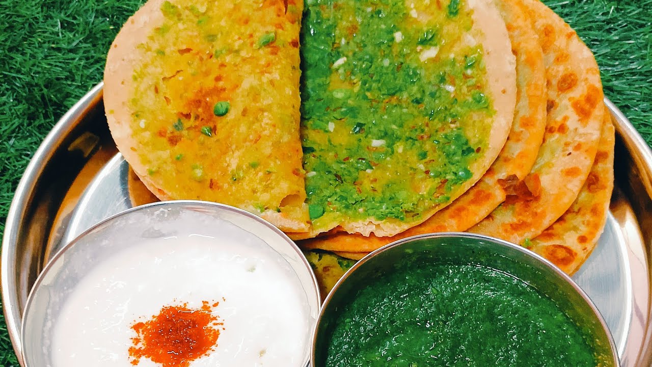 Street Style Hara Matar Paratha 🫓 | Soft & Crispy Green Peas Paratha | Easy Breakfast Recipe