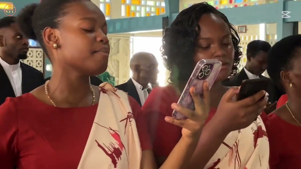 SIKILIZA NI MPENDWA WANGU||STANSLAUS MUJWAHUKI||Na Mstr.JERRY NEWMAN||ST.CECILIA CHOIR MFHC