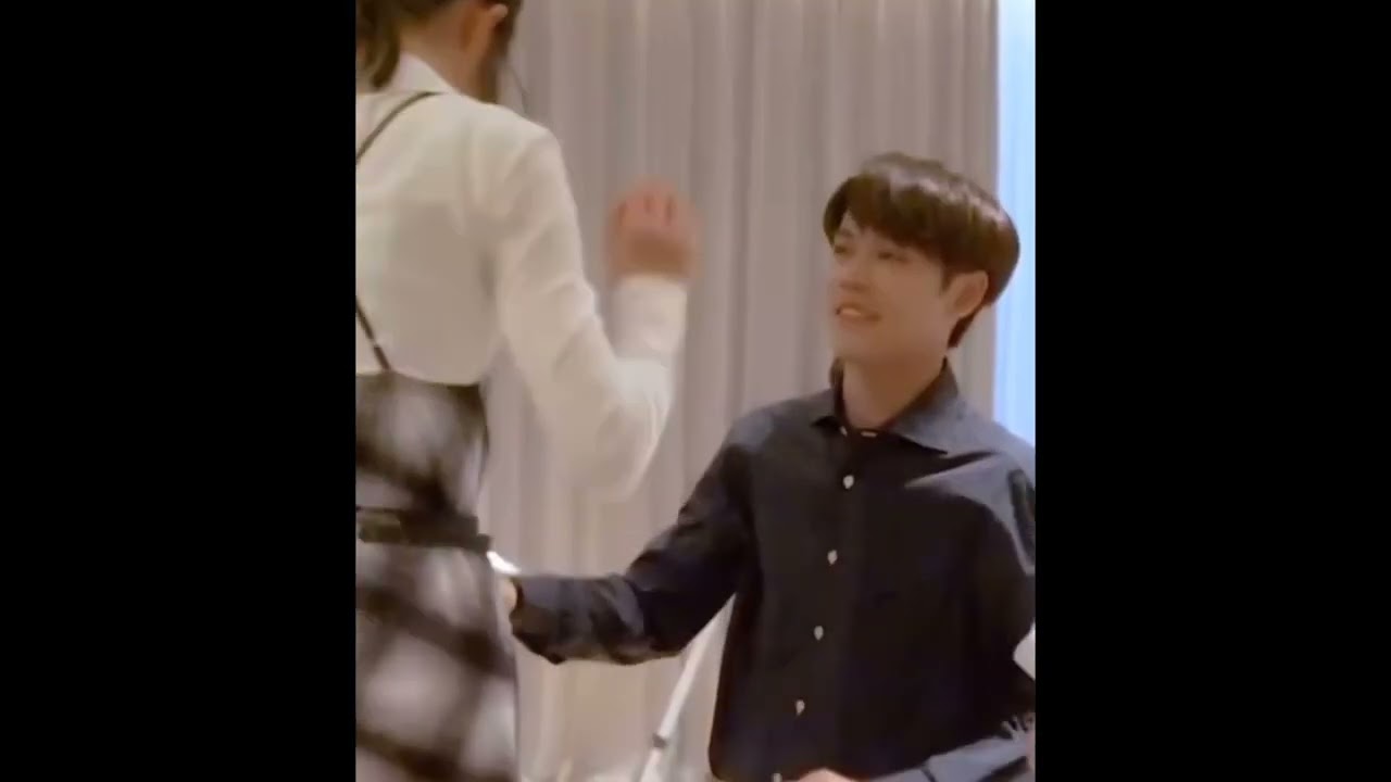 Vạn Bằng x Lâm Ngạn Tuấn Hậu Trường Dễ Thương Xỉu - Wan Peng x Lin Yan Jun So Cute