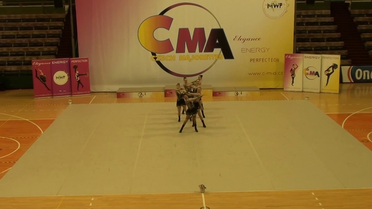 Seniorky miniformace baton 2019
