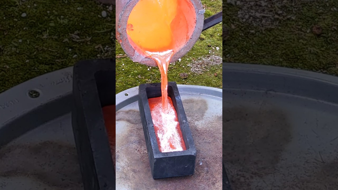 Переплавка алюминиевых банок в слитки #hotmetal #diy #howto