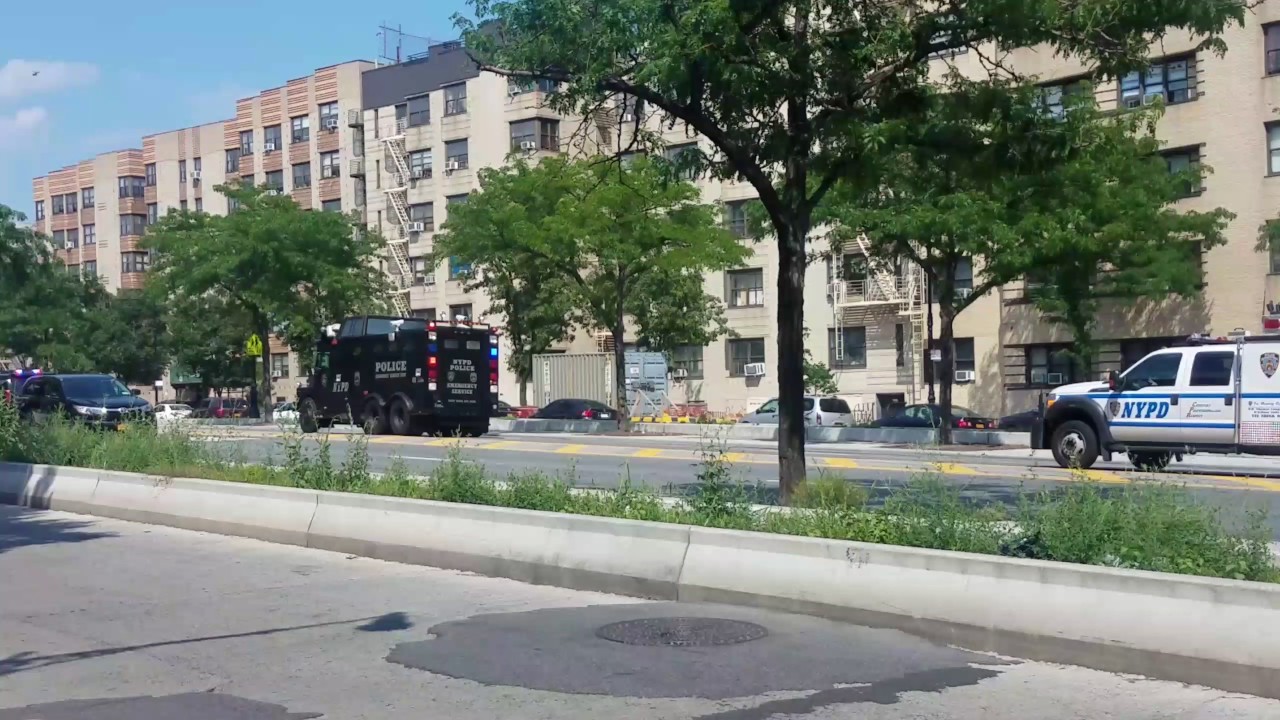 NYPD,FBI,STATE-TROOPERS RESPONDING TO A LEVEL 4 &OFF-DUTY MOBILIZATION BRONX LEBANON ACTIVE SHOOTER