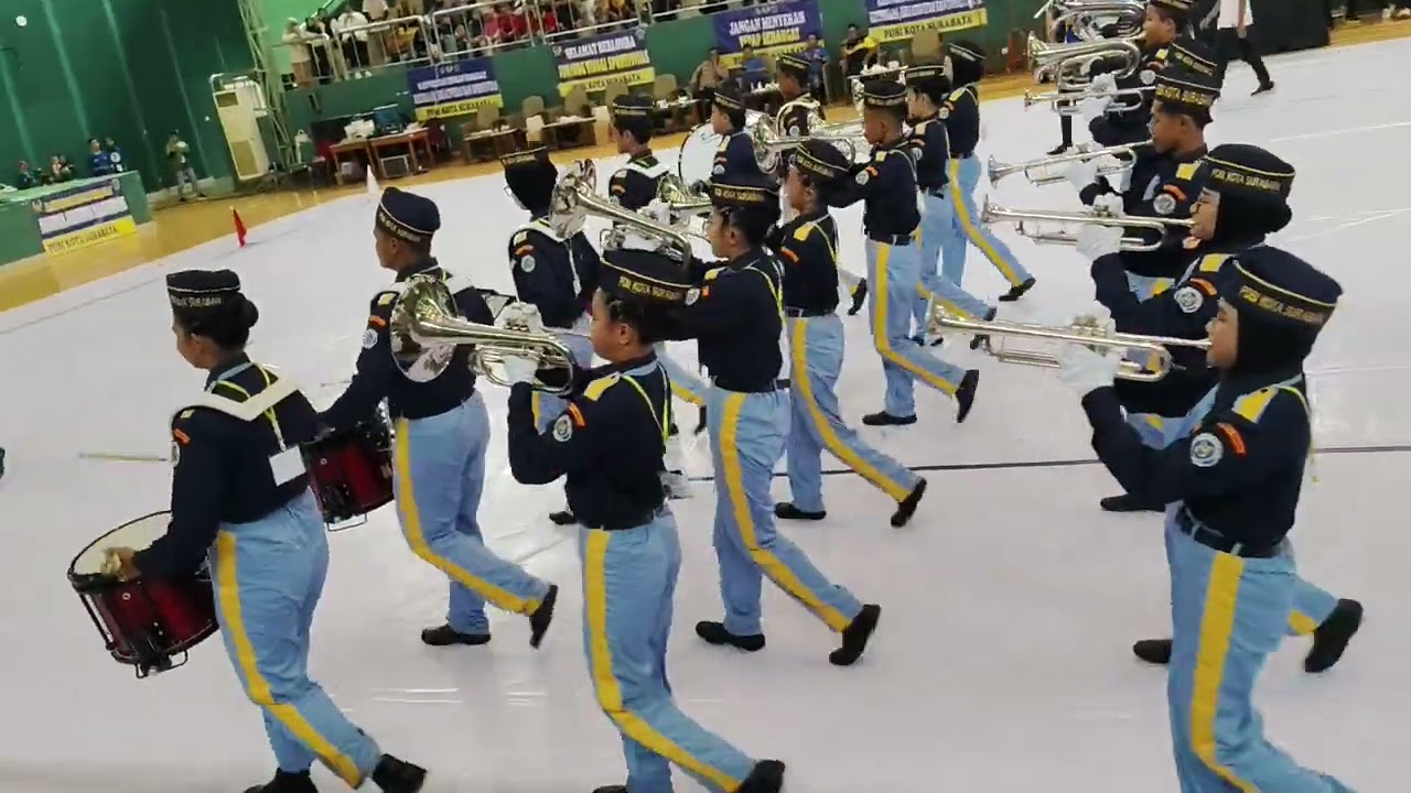 SMPN  19 Surabaya lomba drumband pbb piala koni 2024 (kyla)