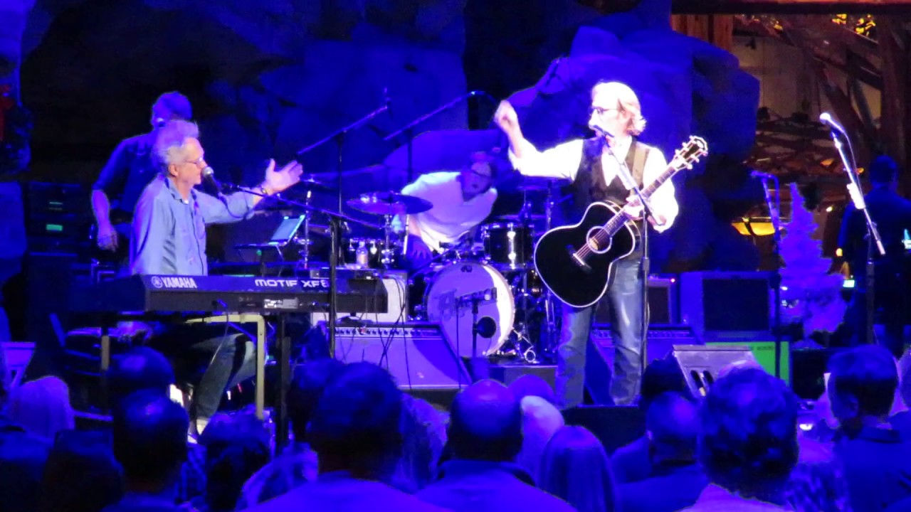 America - Lonely People - 12/8/18 - Mohegan Sun - Wolf Den - Uncasville, CT