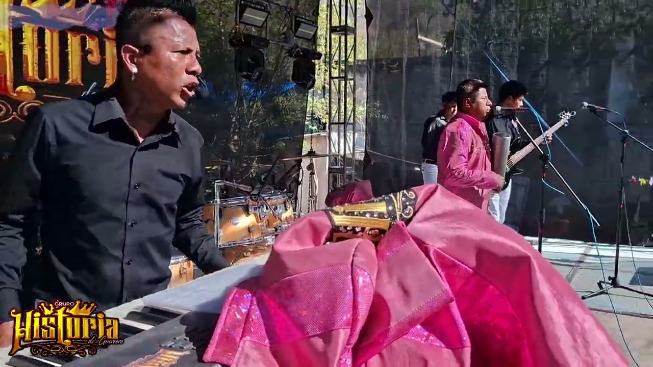 Entre Golpes y Besos ~ en vivo Oztocingo, Gro Fiesta de Carnaval 15 de febrero del 2026💯💃🔥