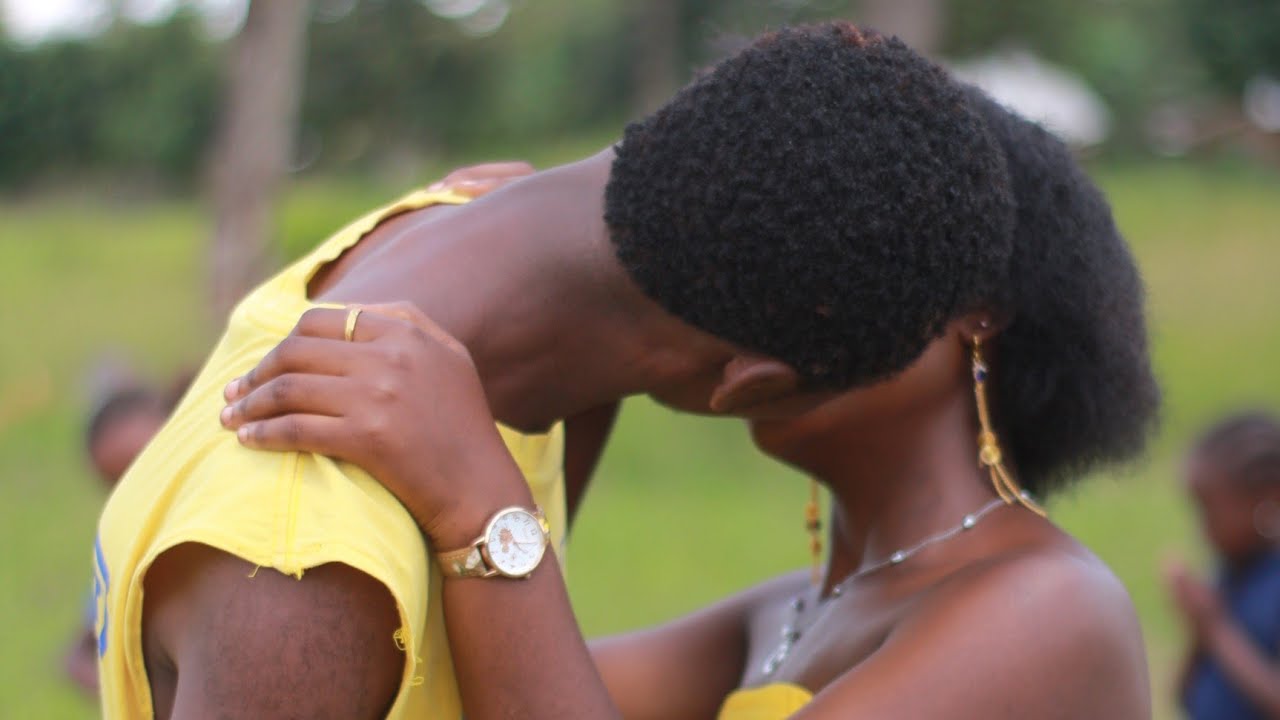 BARUTI_B_-_LOVE_LOVE__(Official_audio)