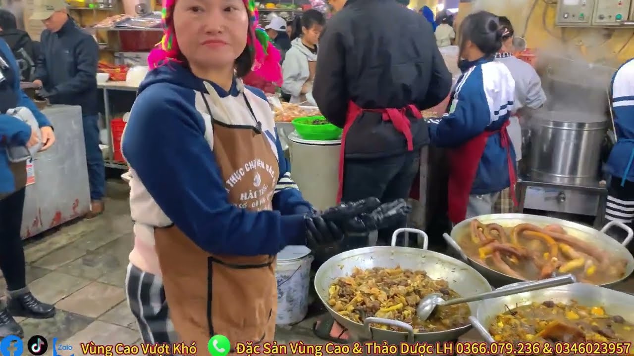 Chợ Phiên Thảo Dược Đồ Rừn.g Bày Bán La Liê.t Tại CHợ Phiên Lào Cai