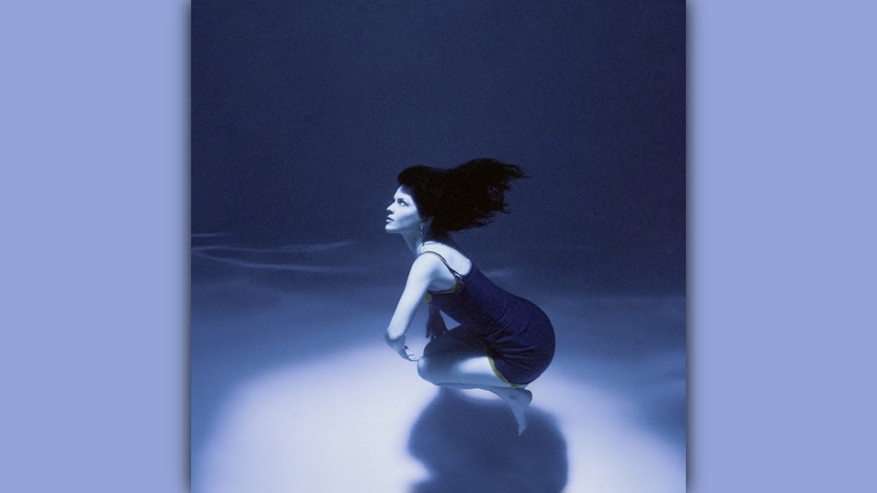 The Mar&iacute;as - Submarine