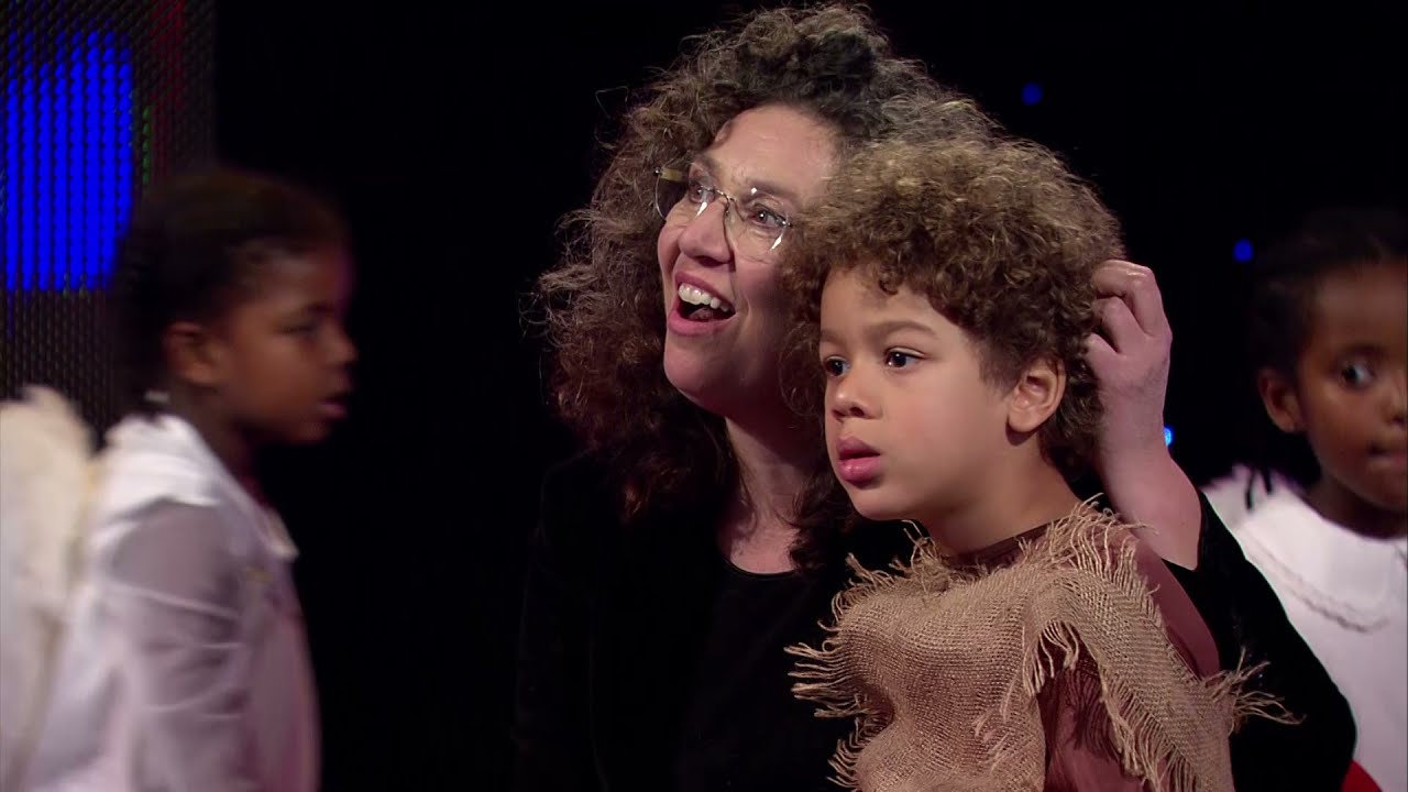 Gloria in excelsis deo | Heidi Annett Wächter med barnekor