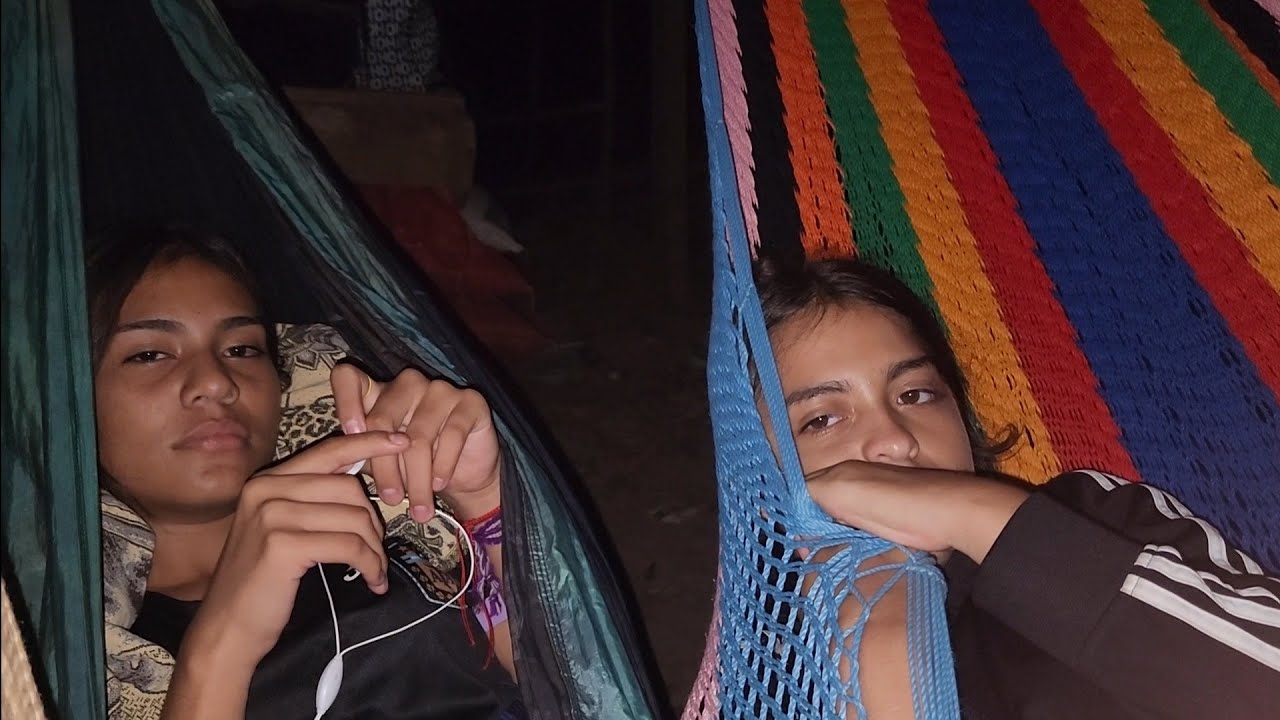 ERIKA NOS CUENTA LAS HISTOTIAS PARANORMALES QUE LE AN PASADO😱😔