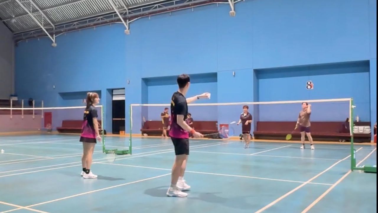 ฟ้าใส พี่บอล vs พี่วิน พี่ยอ #sirenbadminton #ก๊วนไซเรน #badminton #bestminton 