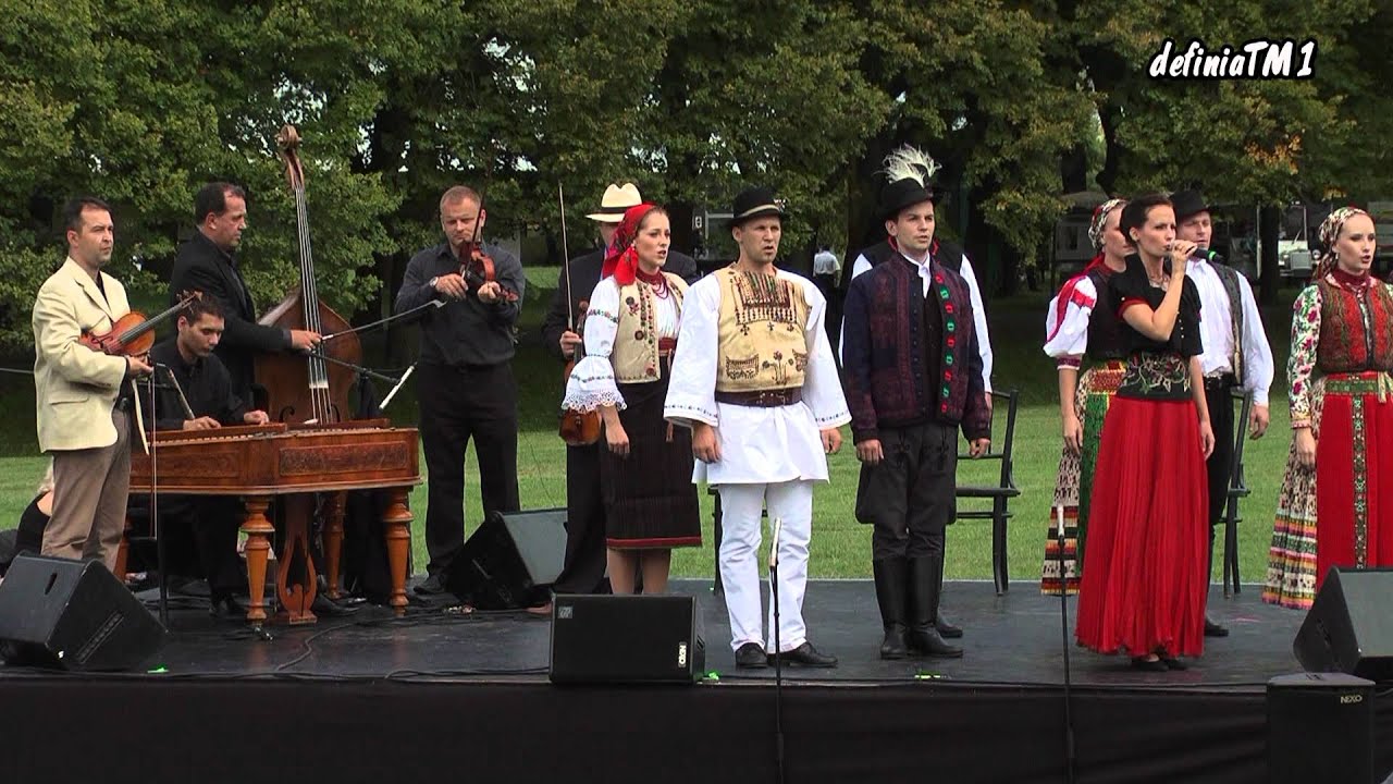 Ópusztaszer   A Magyar Állami Népi Együttes fellépése, a Nemzeti Összetartozás Emlékművének avatási ünnepségén 2012