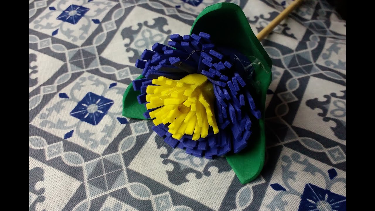 FLOR DE EVA COM PÉTALA ÚNICA