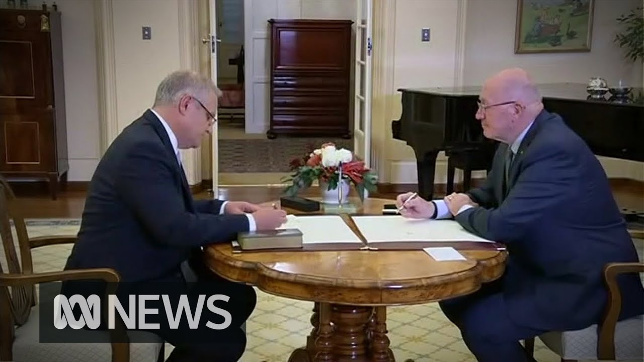Scott Morrison is sworn in as Australia's 30th Prime Minister
