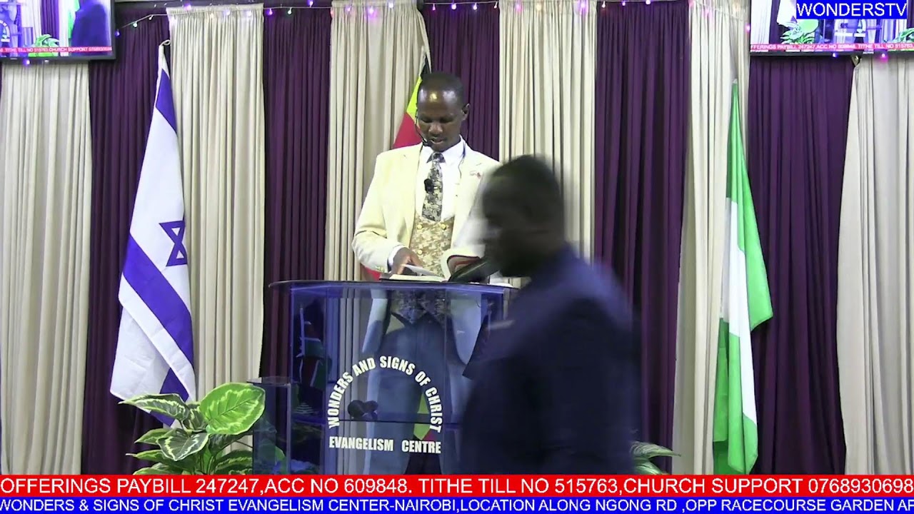 ITS PRAISE HOUR WHERE YOUR HAPPINESS MEETS GOD`S GLORY.