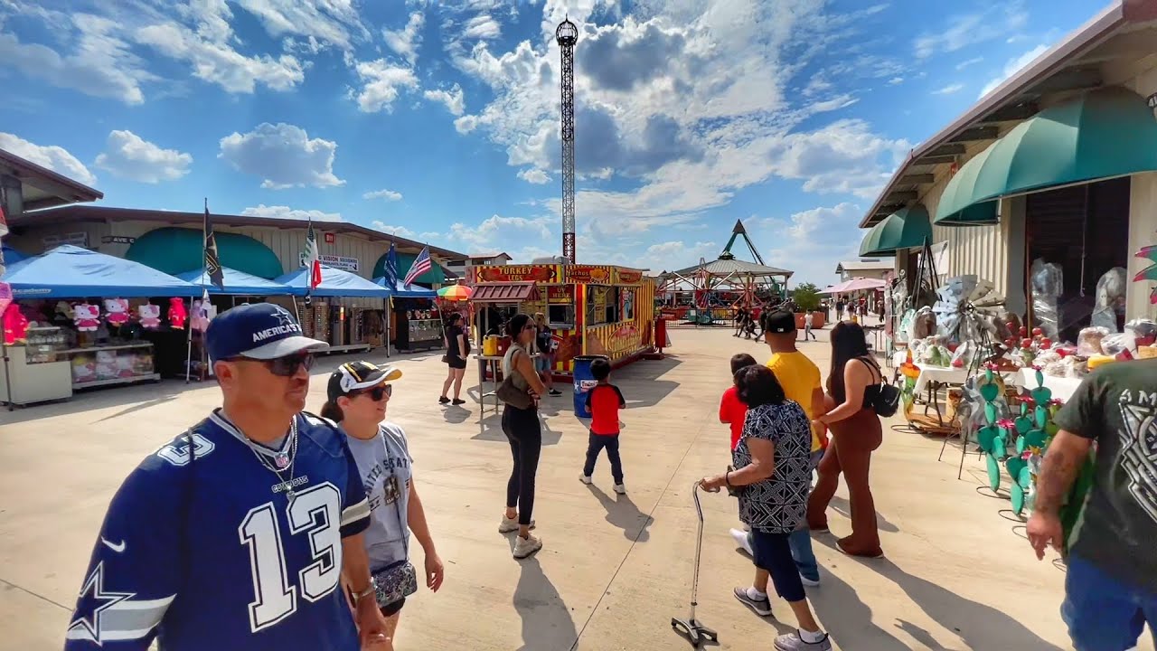 LIVE Walking (Re-Upload) San Antonio Texas at TRADERS VILLAGE (October 9th 2022)