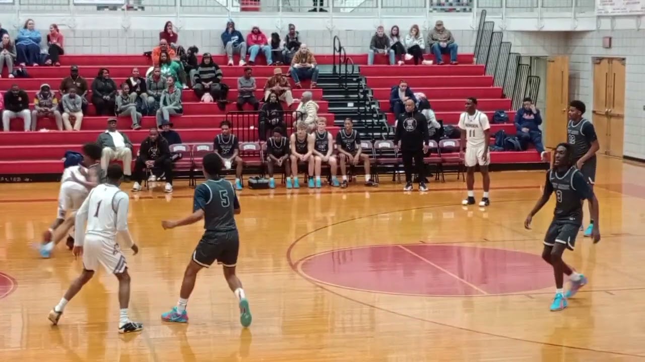 Minden High School Crimson Tide VS West Monroe High.  January 20, 2026