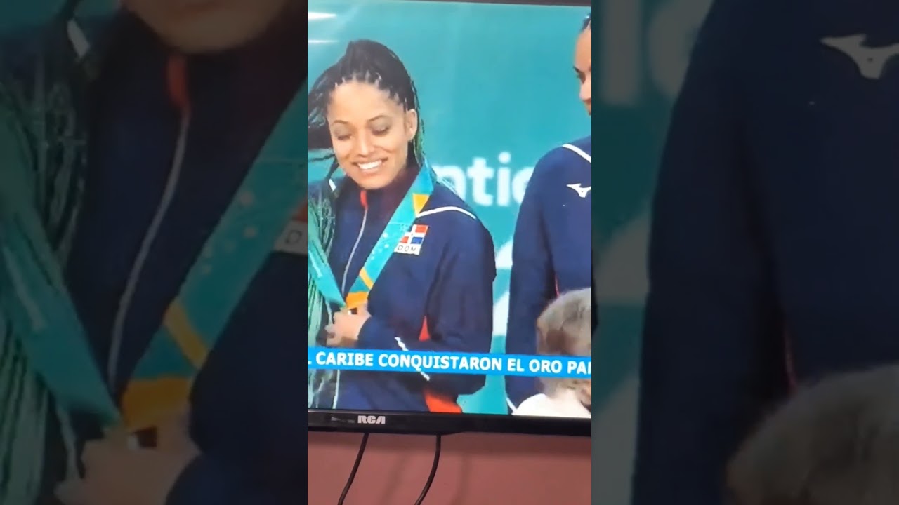 MONUMENTO EMOCIONANTE: PARA EL EQUIPO DOMINICANO 