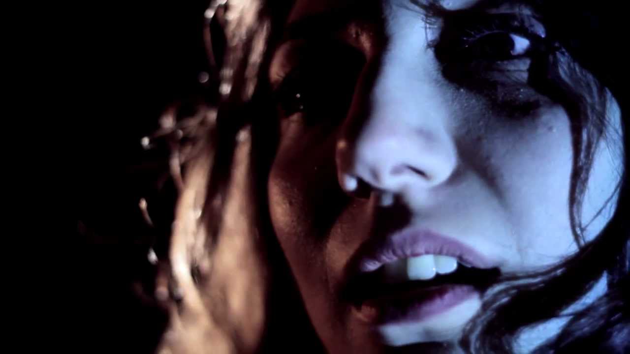 Intergalactic Lovers - Delay (Official Video)