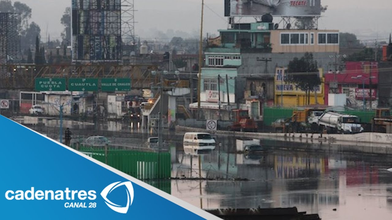 Tromba deja a familias de Santa Martha Acatitla entre lodo y aguas