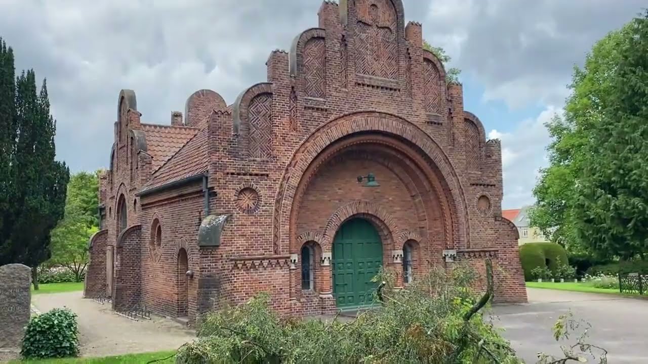 Roskilde Cemetery, Near Copenhagen , How Denmark's Cemetery look like, ڈنمارک اور یورپ کا قبرستان