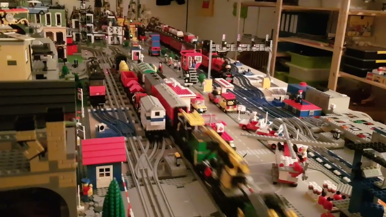Lego 12V Eisenbahn in der Dämmerung (5)