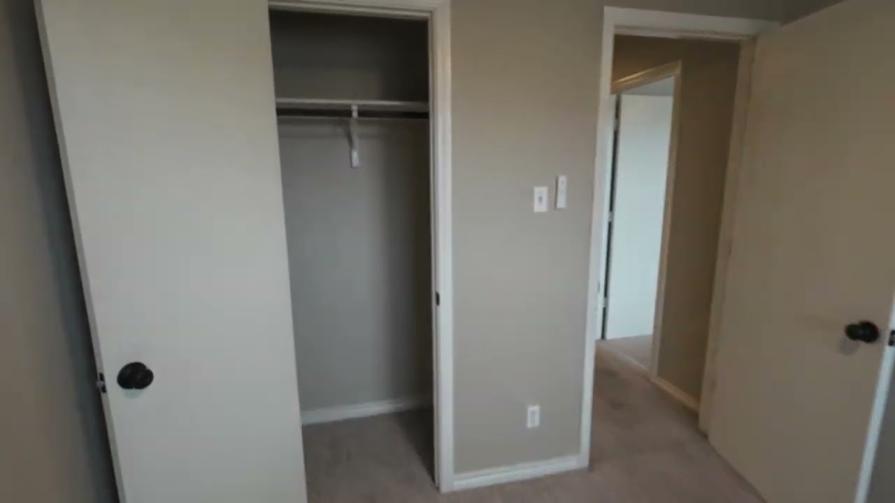 5010 Summit wood #1 - Spacious 3-Bedroom Townhome in Northwest San Antonio