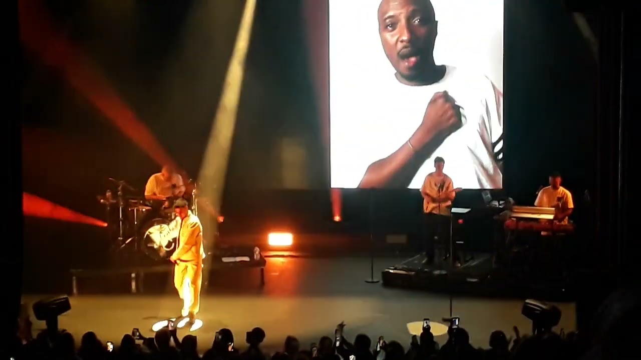 Julien Lieb ft. Soprano - Ça va (quand même) | La Cigale - 24/09/25