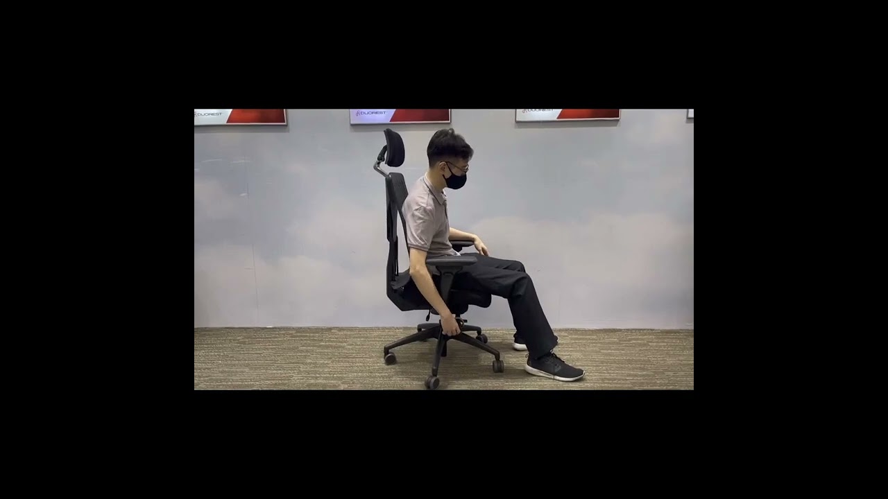 Кресло с подголовником Truly black COMF-PRO