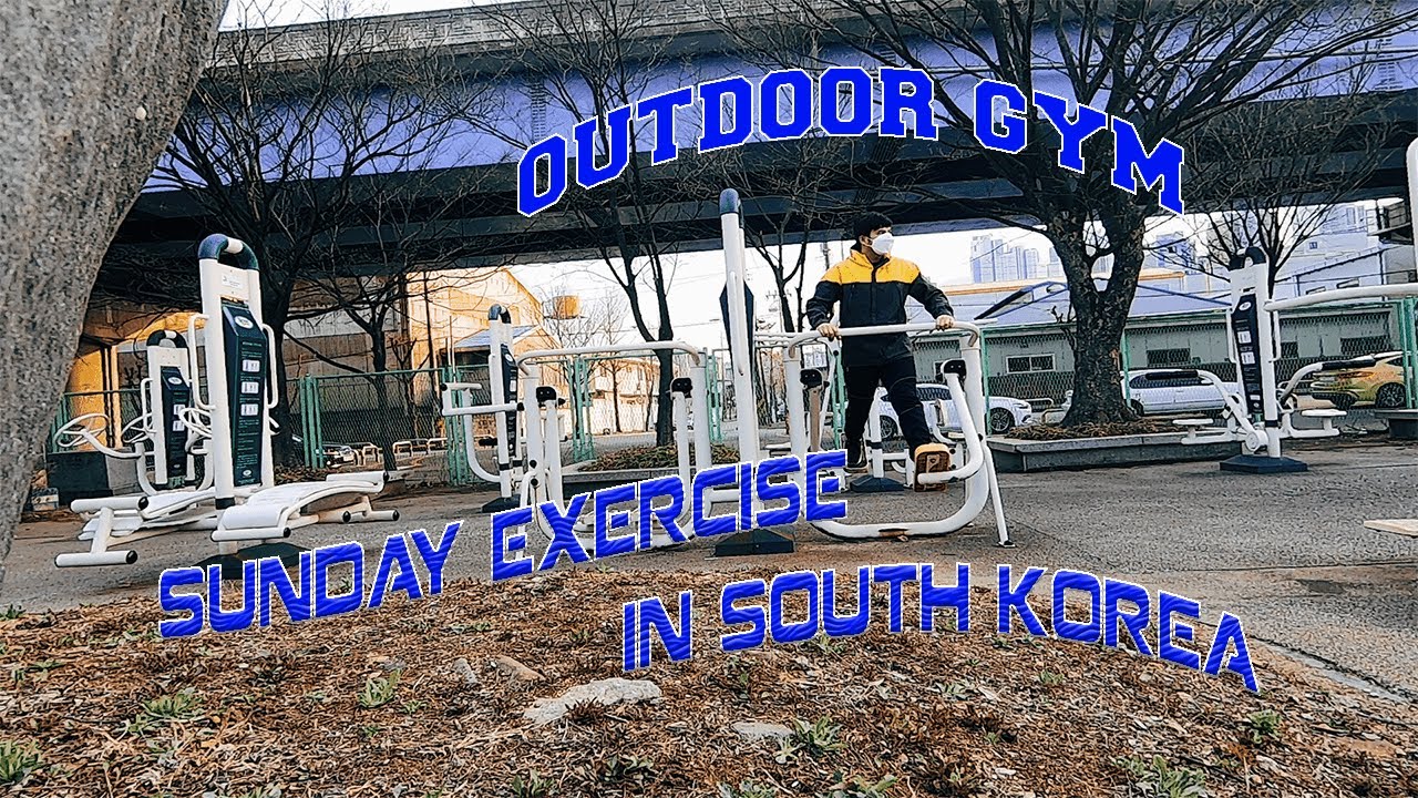 Outdoor Gym Sunday Exercise in South Korea